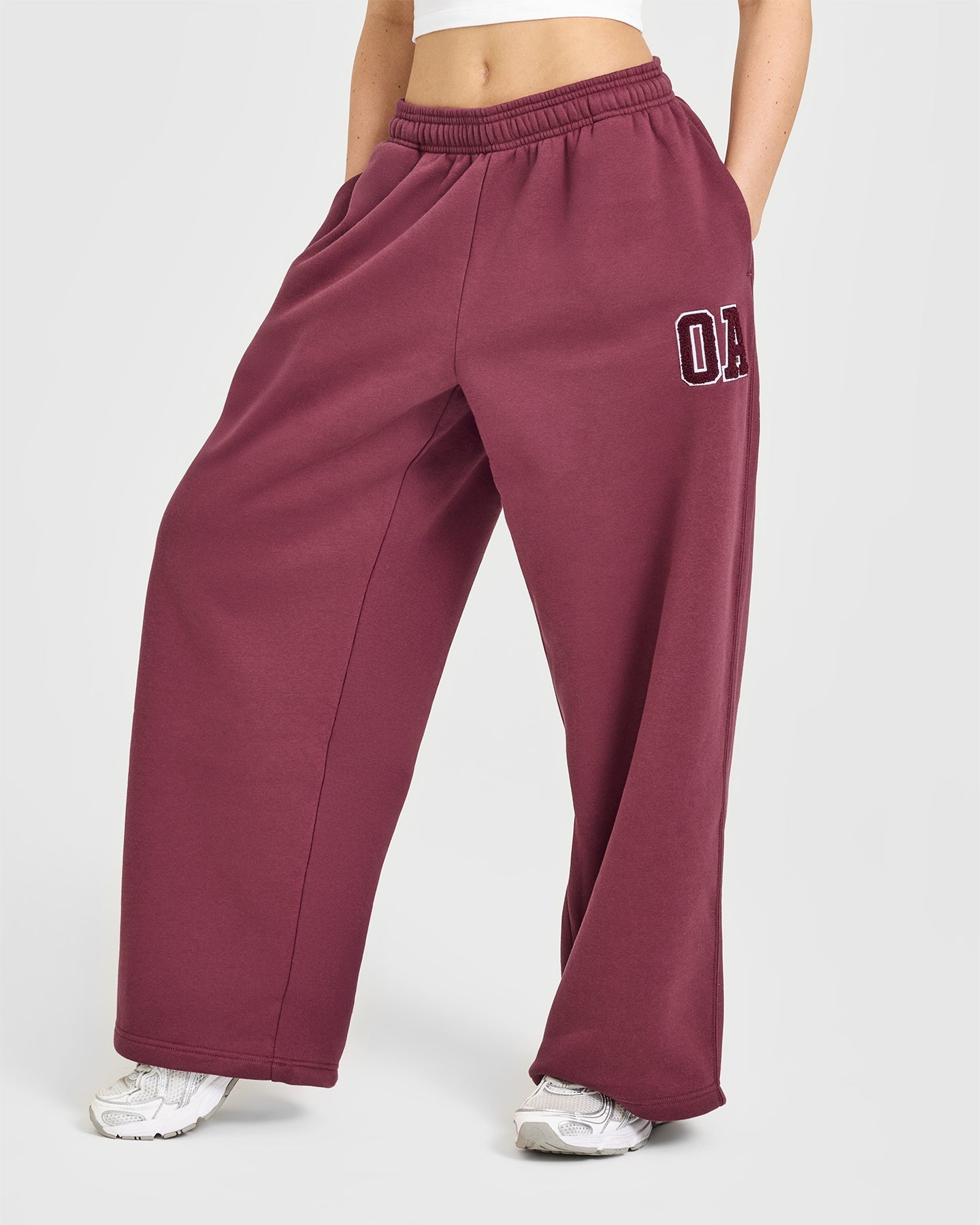 Foundations Oversized Oner 25 Straight Leg Sweatpants | Burnt Maroon