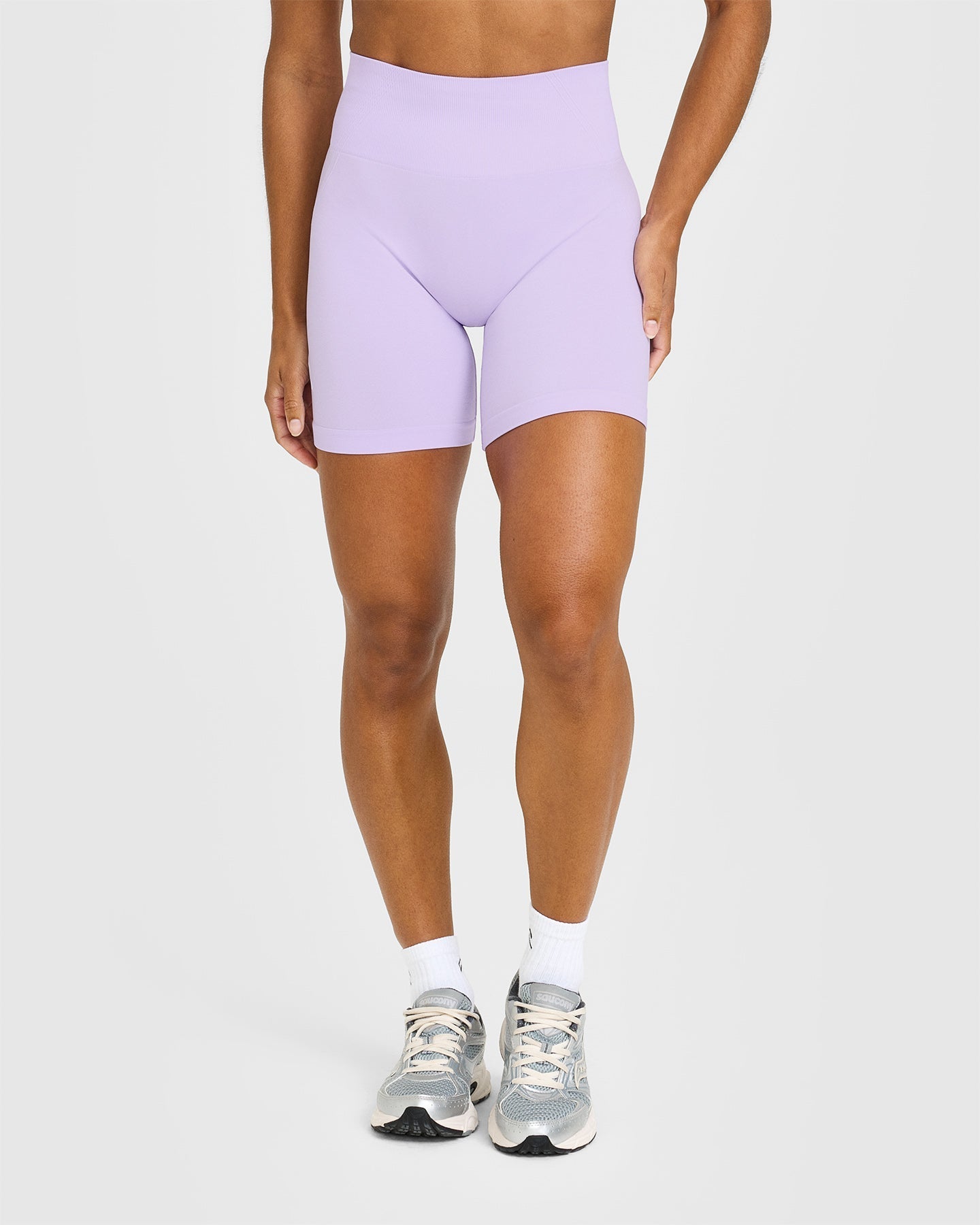 EffortlessLift™ Seamless Shorts with White Logo | Lavender Purple