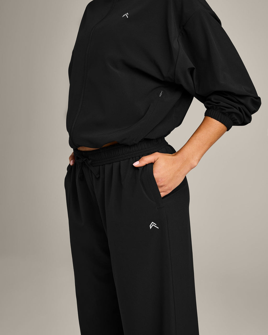 AirMove™ Straight Leg Pants New Branding | Black
