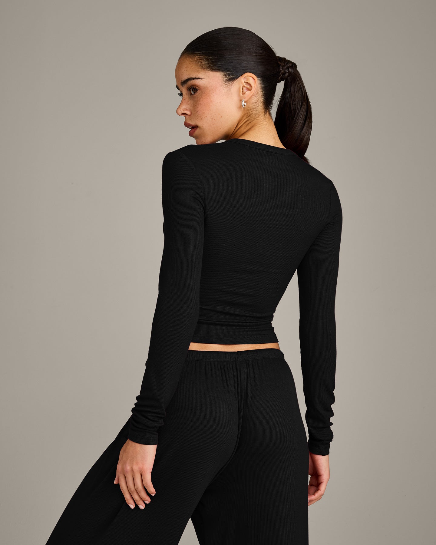Oner At Home Night Button Down Long Sleeve Top | Black