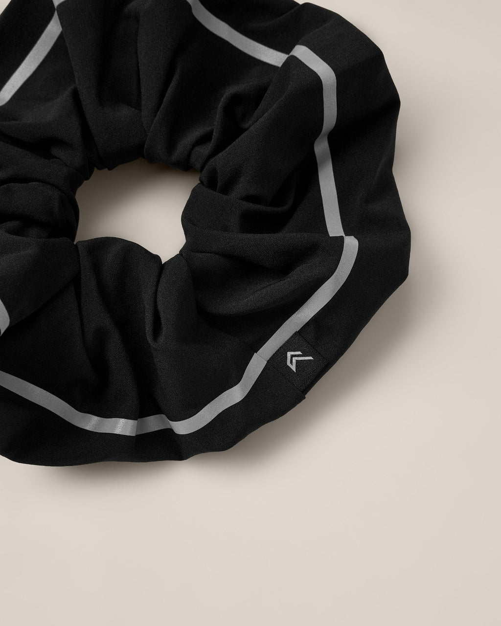 AirMove™ Reflective Scrunchie | Black