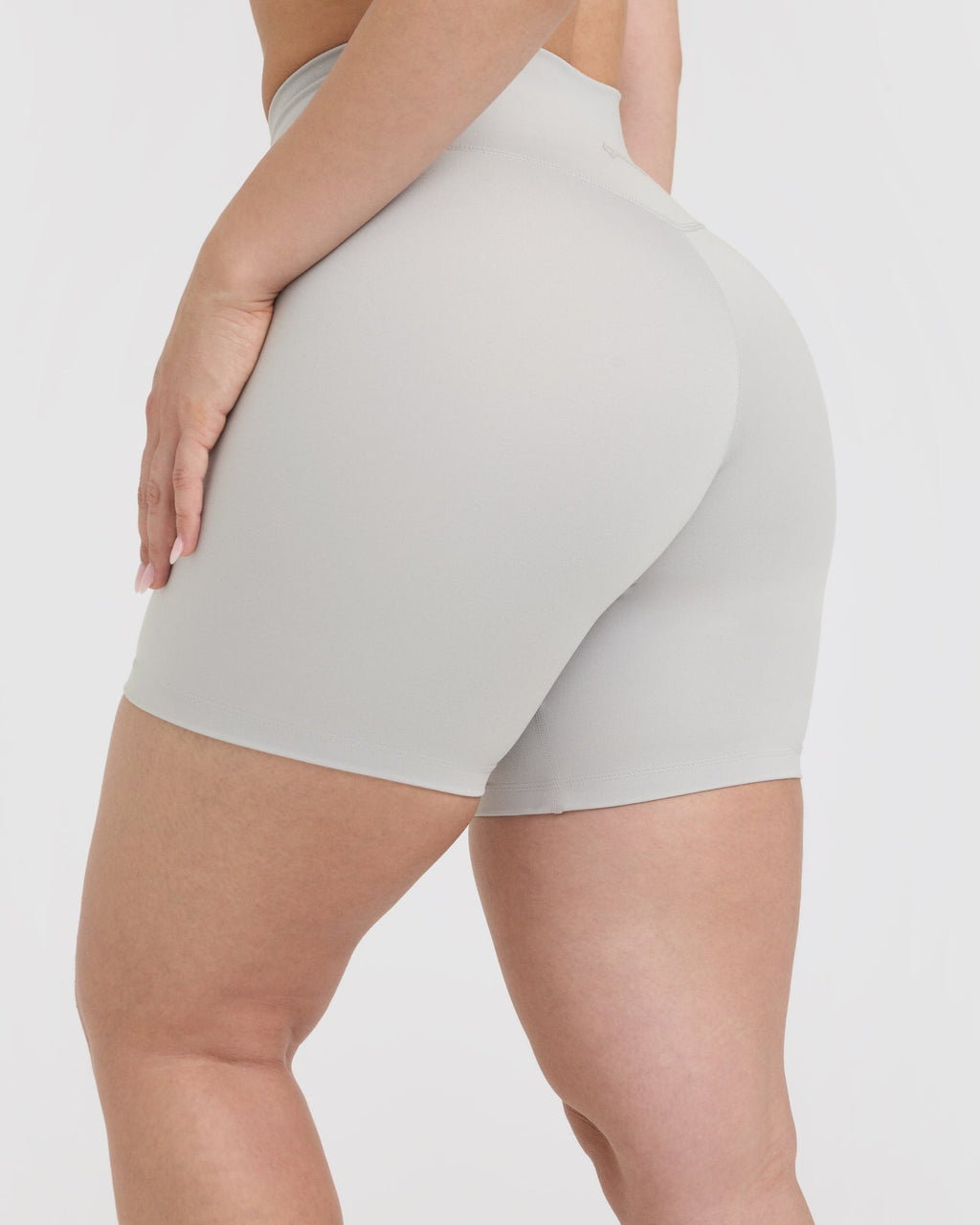 Timeless High Waisted Shorts 6" | Light Gray