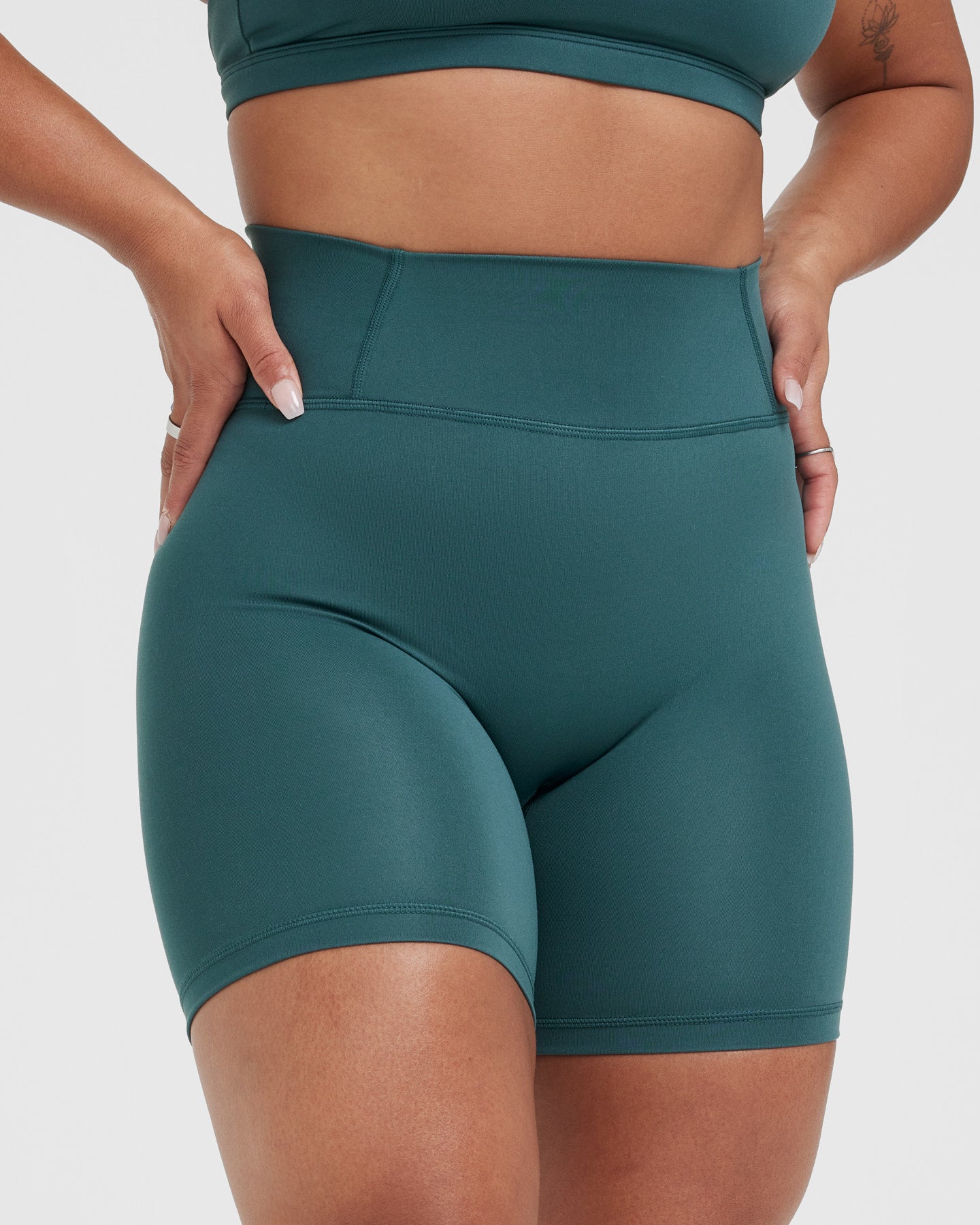 Timeless High Waisted Shorts 6" | Marine Teal