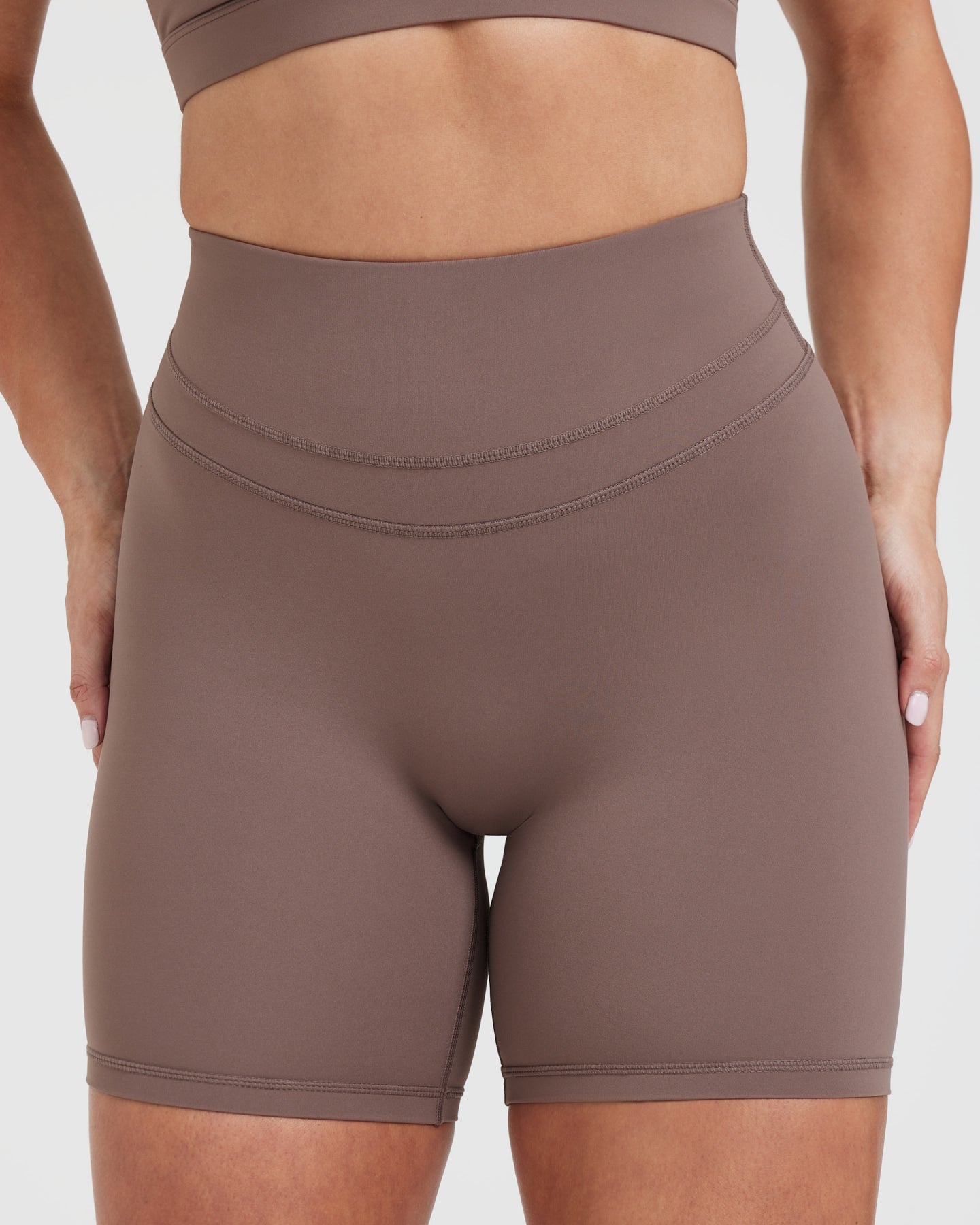 UnifiedMove™ High Waisted Shorts 6" | Cool Brown
