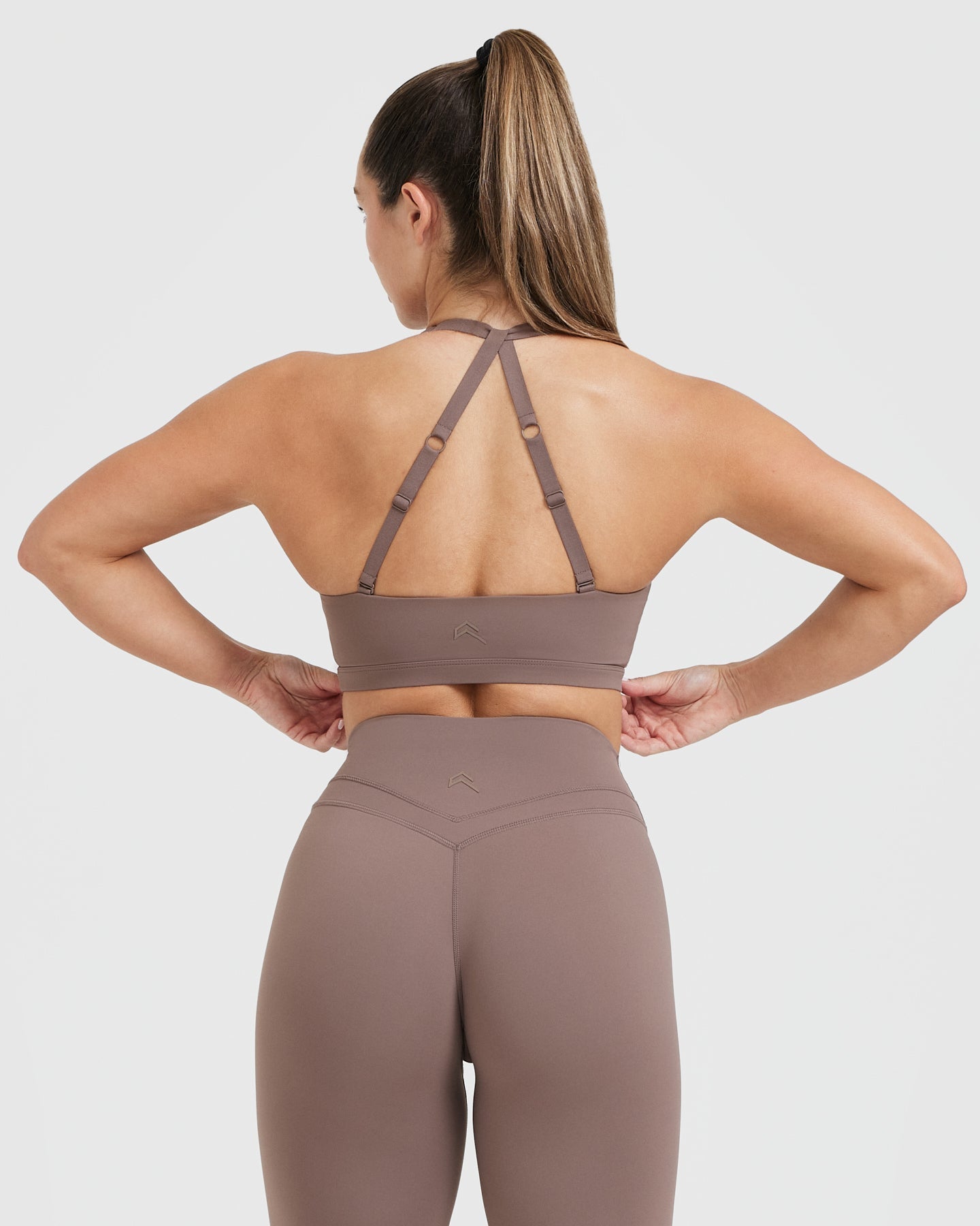 UnifiedMove™ Twist Sports Bra | Cool Brown